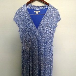 Liz Claiborne Short Sleeve Blue Floral Tie Wrap Knee Length Medium A-Line Dress